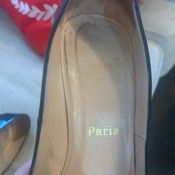 COPY - Classic Louboutin Heels Size 38.5. - Picture 7 of 9